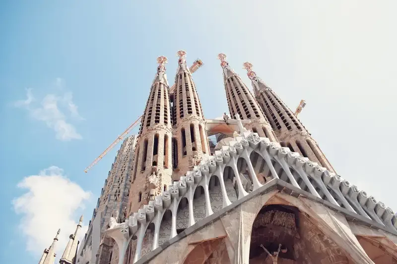 Barcelona: Sagrada Familia Skip-the-Line Guided Tour
